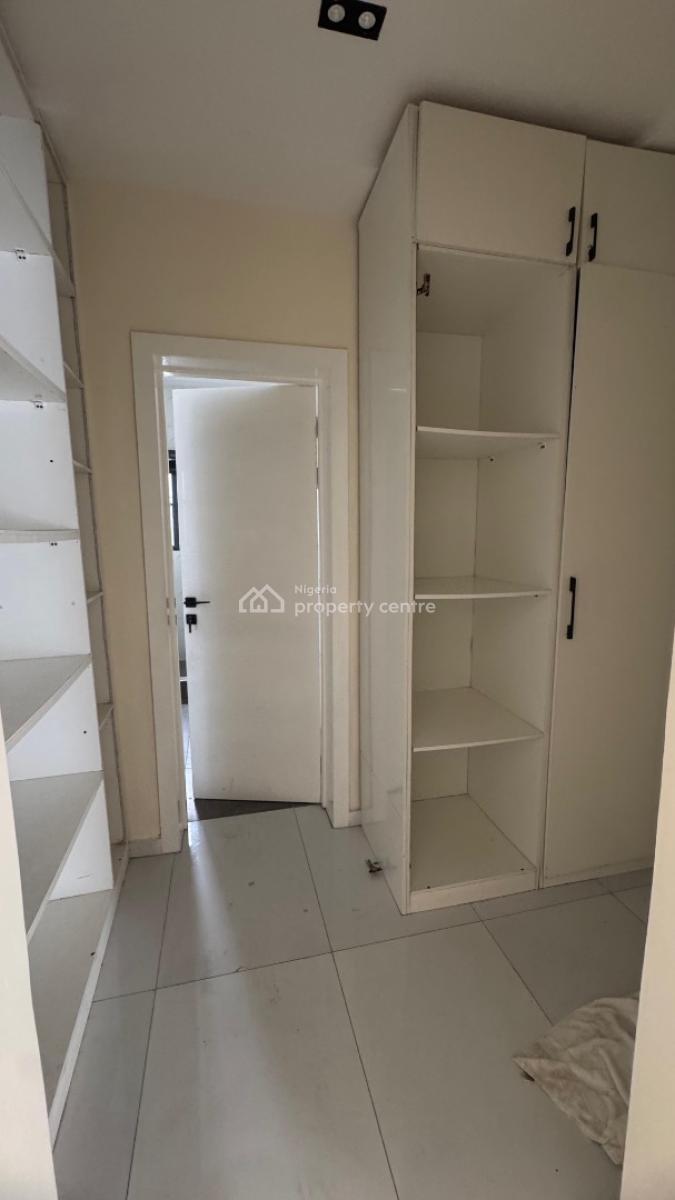 Semi Detached 4 Bedroom Terrace, Lekki Phase 1, Lekki, Lagos, Terraced Duplex for Rent