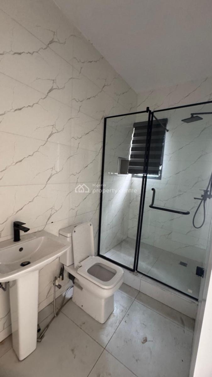 Semi Detached 4 Bedroom Terrace, Lekki Phase 1, Lekki, Lagos, Terraced Duplex for Rent