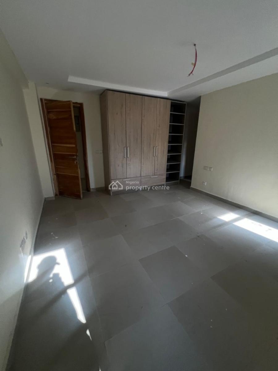 3 Bedroom Apartment with Bq + Gym & Swimming Pool, Lekki Phase 1, Lekki, Lagos, Flat / Apartment for Sale