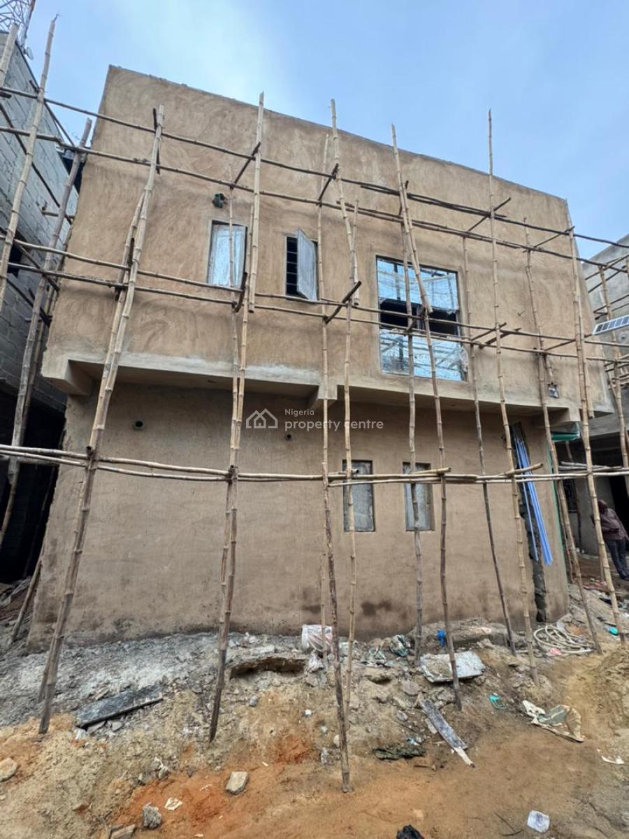 Rovert Corps, Obanikoro, Shomolu, Lagos, Obanikoro, Shomolu, Lagos, Mini Flat (room and Parlour) for Rent