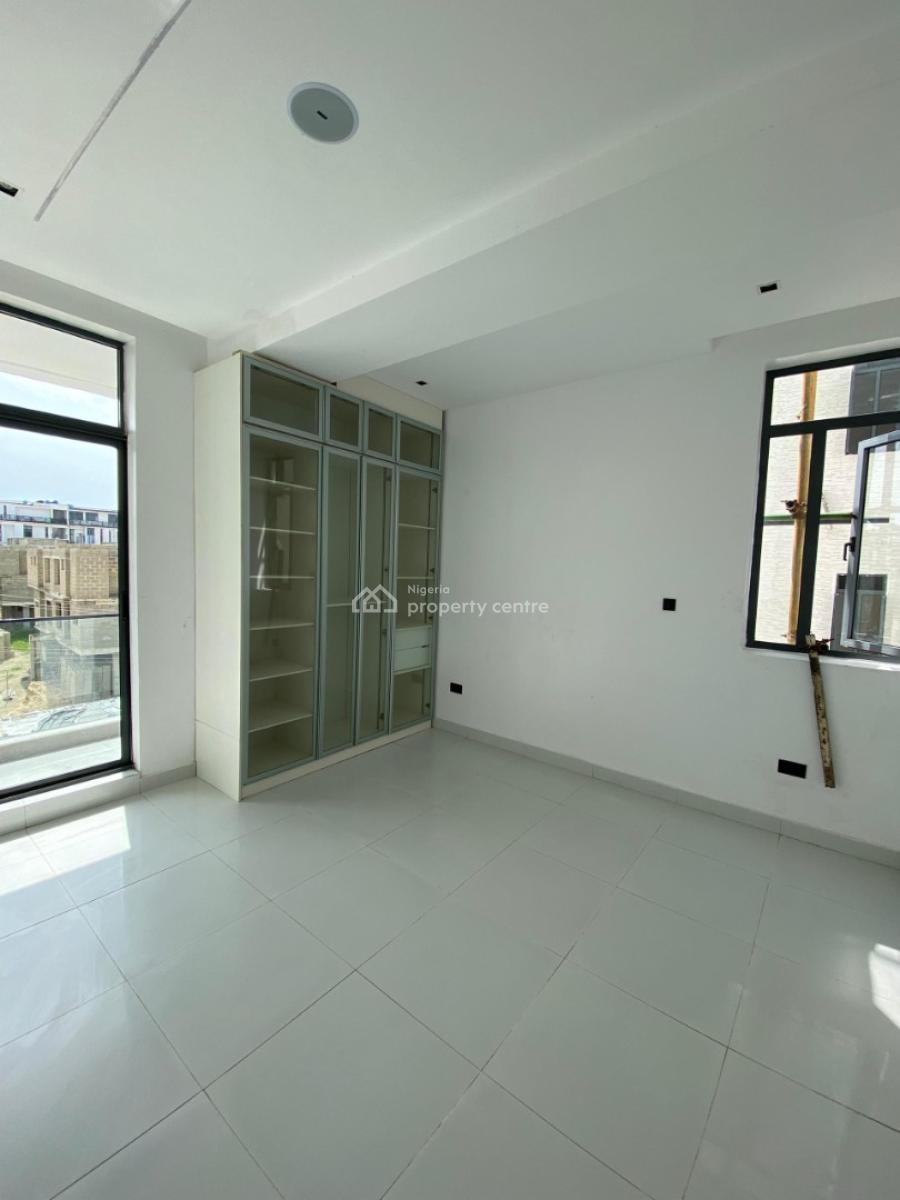 Stunning 3bedroom Apartment with an Elevator Within a Serene Environ, Ikate, Lekki, Lagos, Flat / Apartment for Sale
