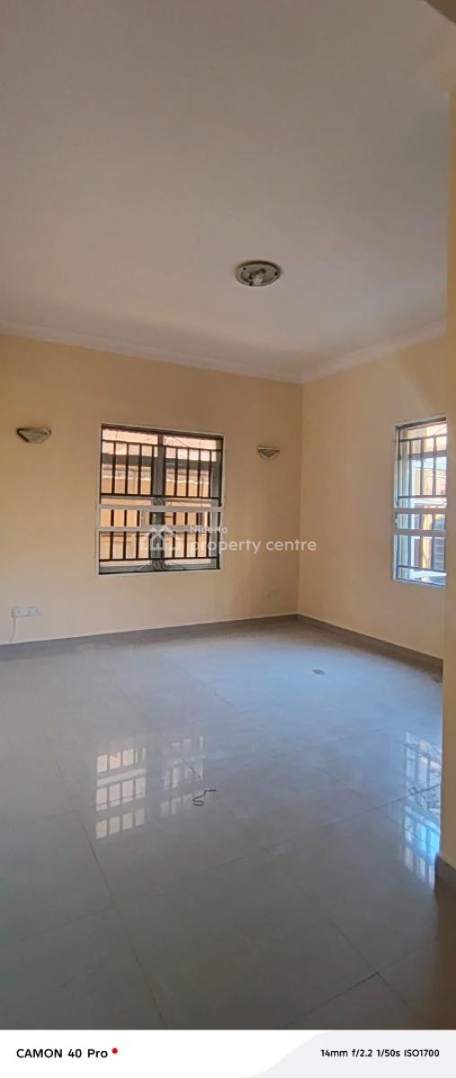 Three Bedroom Flat Ground Floor, Chevron, Lekki, Lagos, Flat / Apartment for Rent