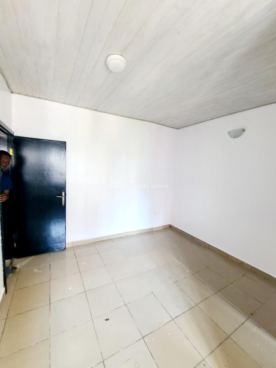 Newly Renovated 3 Bedroom Terrace Duplex, Ilasan, Lekki, Lagos, Terraced Duplex for Rent