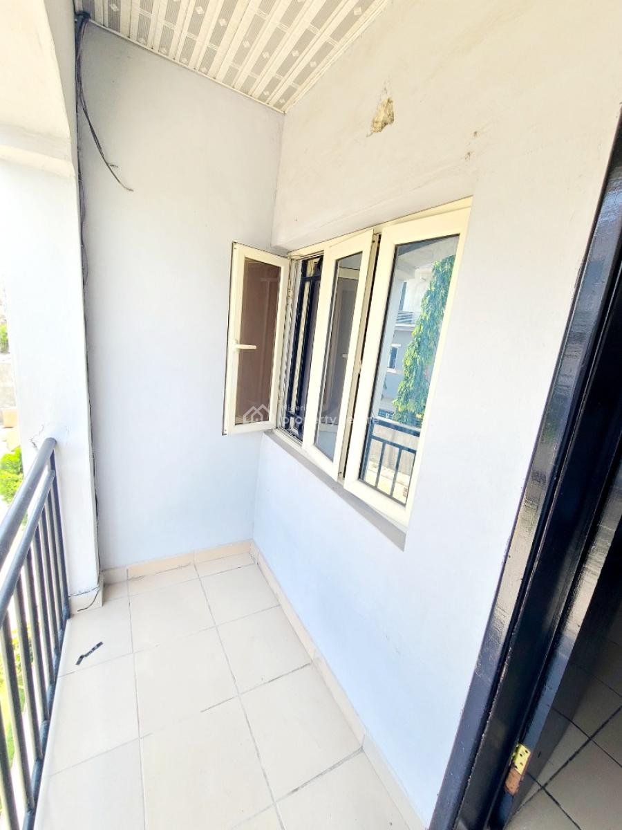 Newly Renovated 3 Bedroom Terrace Duplex, Ilasan, Lekki, Lagos, Terraced Duplex for Rent