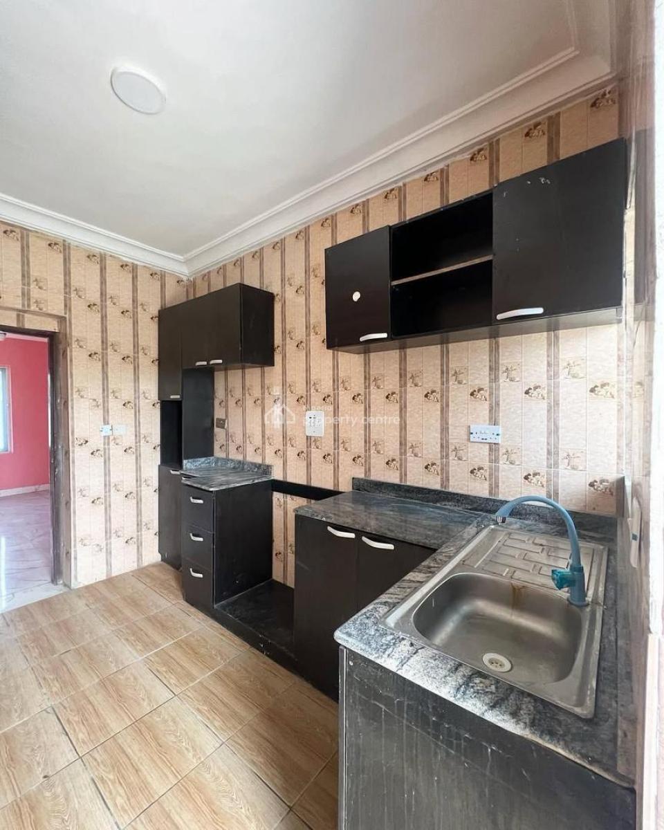 Lovely 2 Bedroom Apartment, Ajah, Ajah, Lagos, Flat / Apartment for Rent