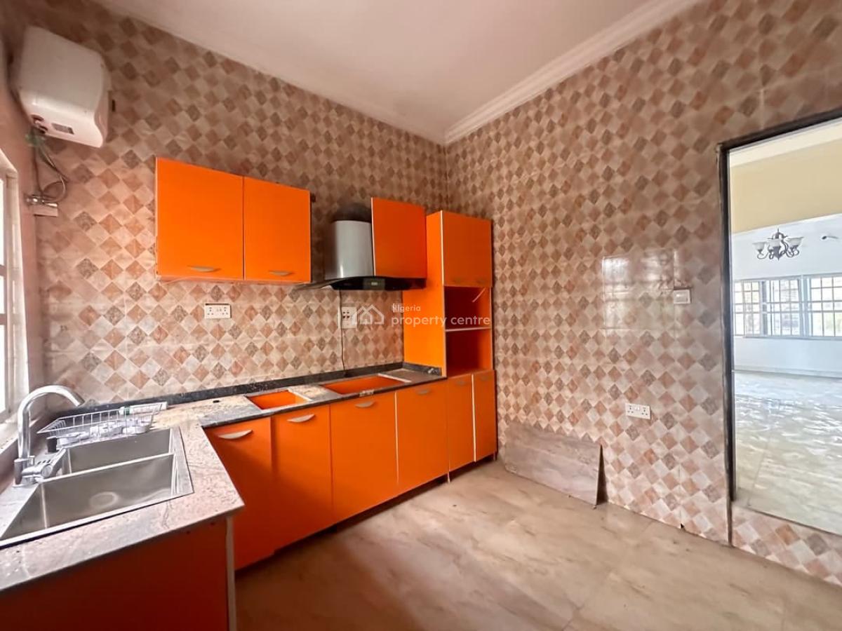 Top Luxury 2 Bedroom Apartment, Orchid Road, Lekki, Lagos, Flat / Apartment for Rent