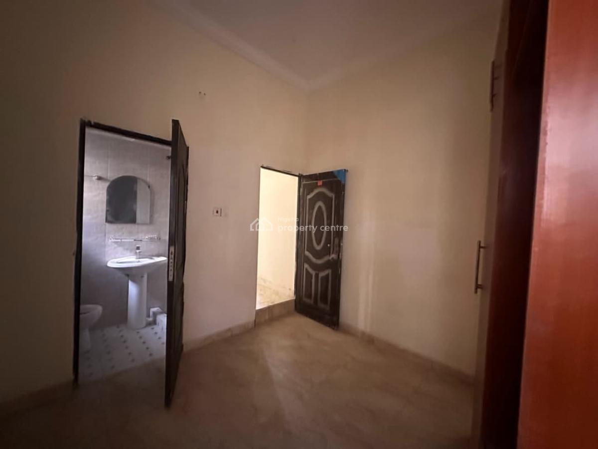 Top Luxury 2 Bedroom Apartment, Orchid Road, Lekki, Lagos, Flat / Apartment for Rent