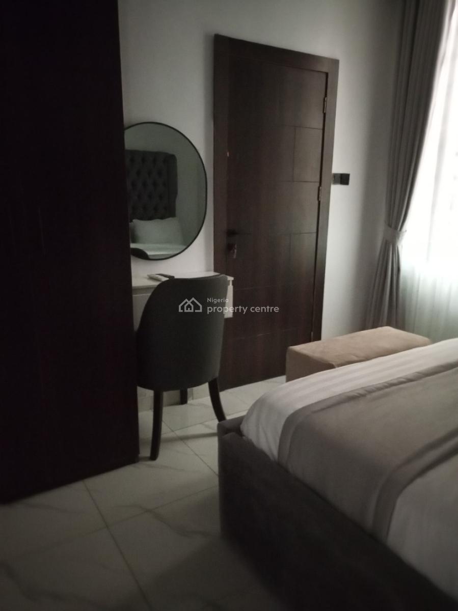 New Luxuriously Furnished 3bedroom with 24/7 Light, Lekki Phase 1, Lekki, Lagos, Flat / Apartment for Rent