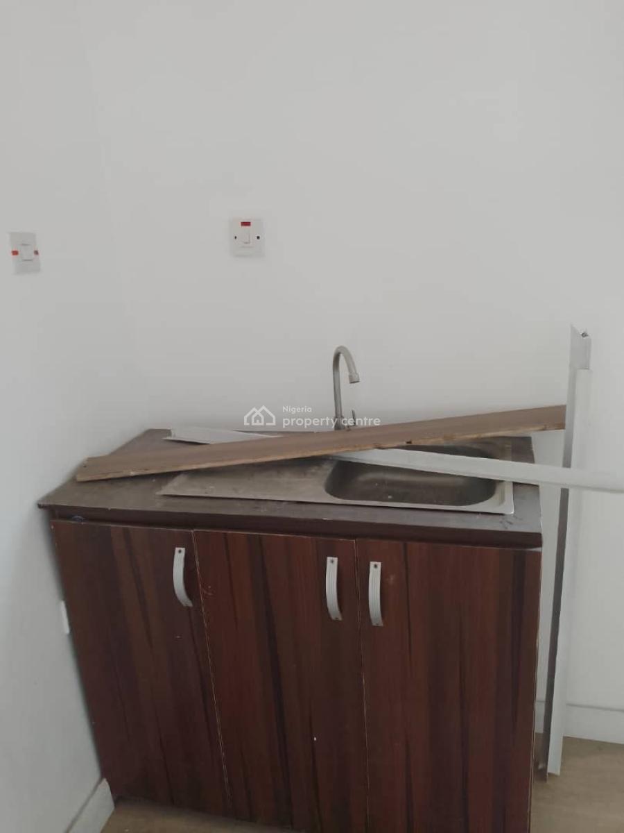 Room Self, Around, Vgc, Lekki, Lagos, Self Contain (single Rooms) for Rent