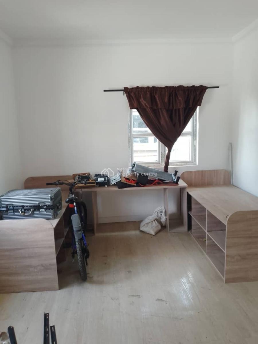 Room Self, Around, Vgc, Lekki, Lagos, Self Contain (single Rooms) for Rent