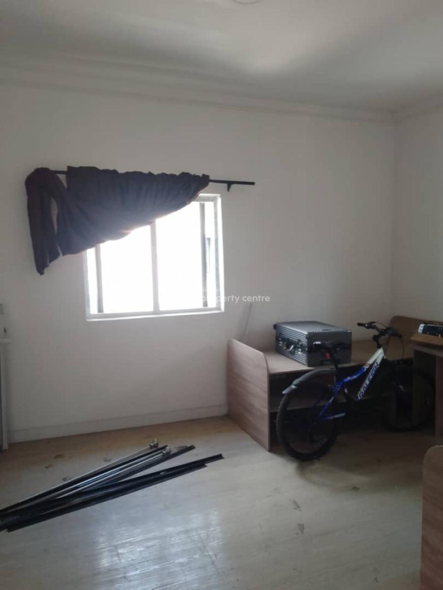 Room Self, Around, Vgc, Lekki, Lagos, Self Contain (single Rooms) for Rent