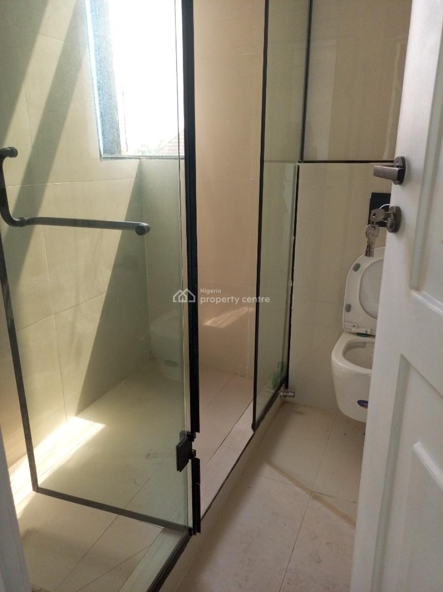 Masters Designed 3bedroom with Pool Gym Elevator 24/7 Light, Lekki Phase 1, Lekki, Lagos, Flat / Apartment for Sale