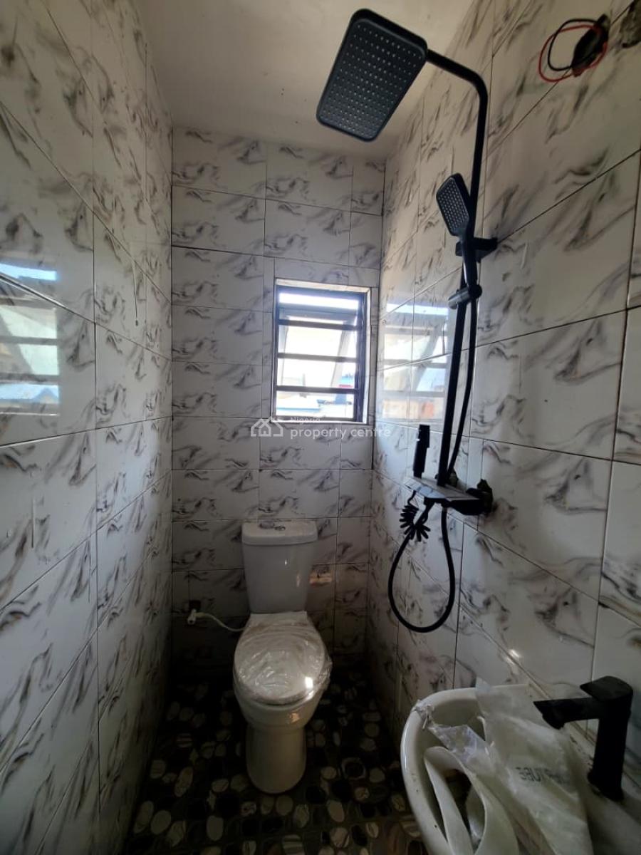 Newly Built Luxury 2 Bedroom Flat, Alagomeji, Yaba, Lagos, Flat / Apartment for Rent