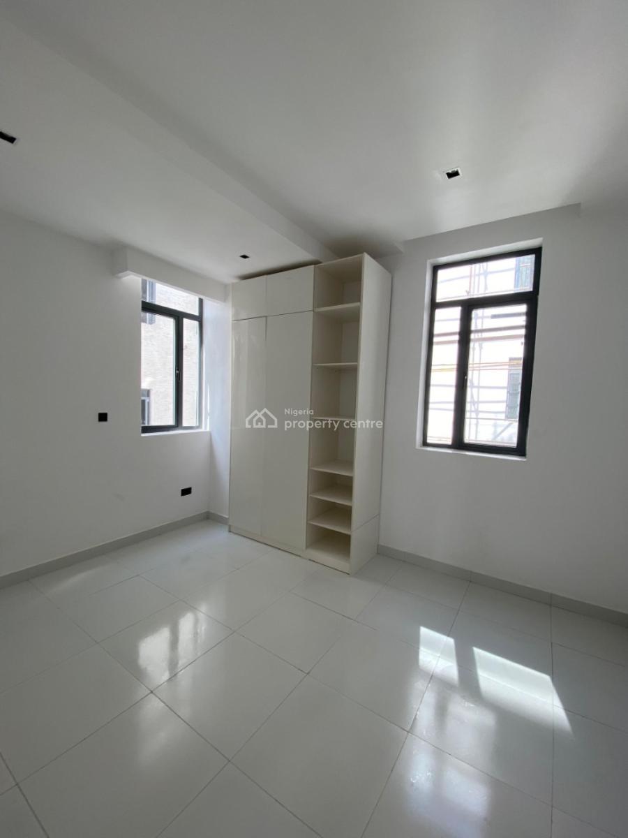 Beautifully Built 2 Bedroom Apartment for Investment, Ikate, Lekki, Lagos, Block of Flats for Sale