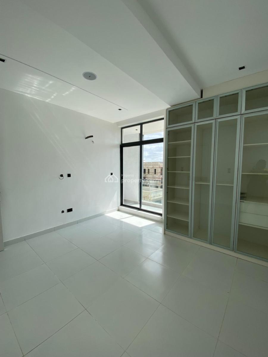 Beautifully Built 2 Bedroom Apartment for Investment, Ikate, Lekki, Lagos, Block of Flats for Sale