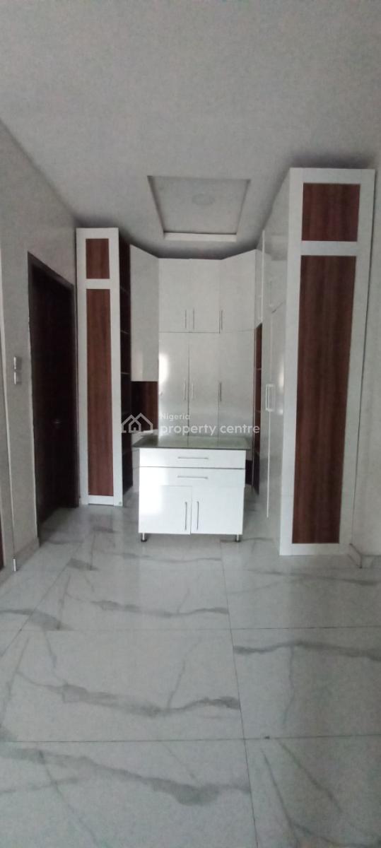Massive 4bedroom Furnished with Mikano Generator, Chevron Drive, Lekki, Lagos, Detached Duplex for Rent