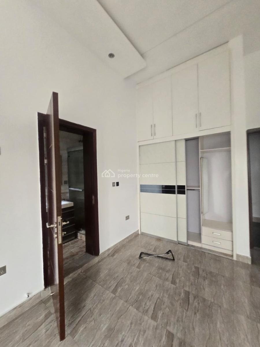 Lovely Serviced 3 Bedroom Flat with a Self-contain Bq, Banana Island, Ikoyi, Lagos, Flat / Apartment for Rent