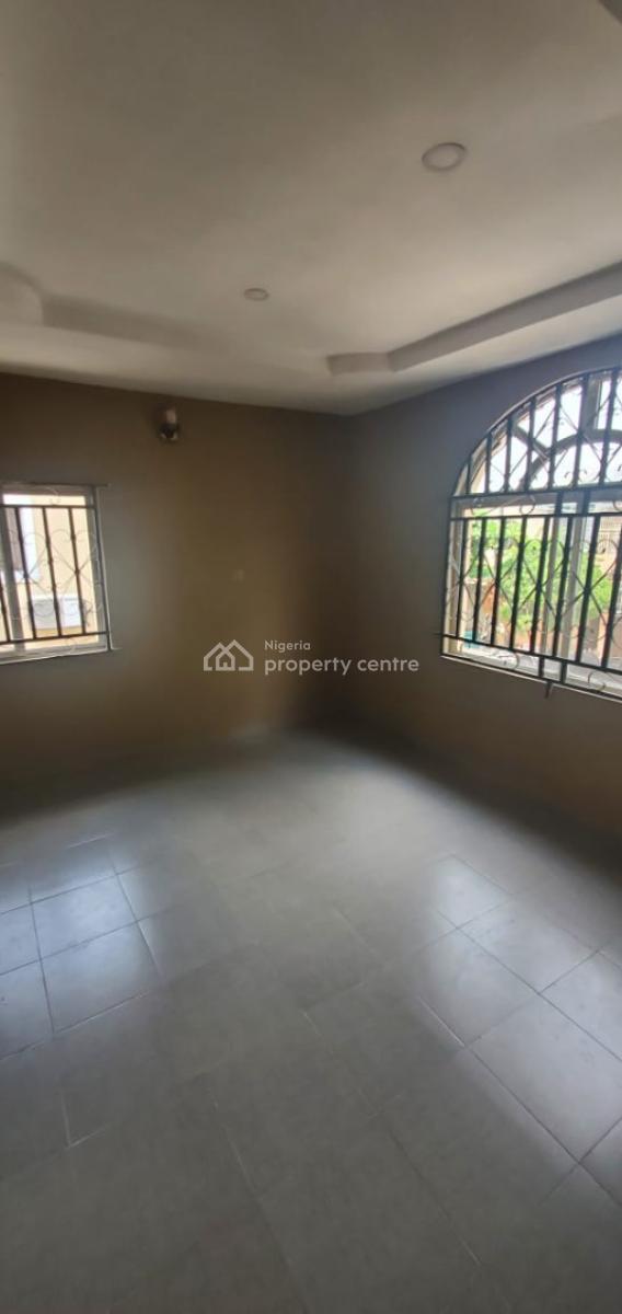 Spacious 1-bedroom Miniflat (upstairs) -- Admiralty Way, Lekki Phase 1, Admiralty Way Lekki Lagos Nigeria, Lekki Phase 1, Lekki, Lagos, Mini Flat (room and Parlour) for Rent
