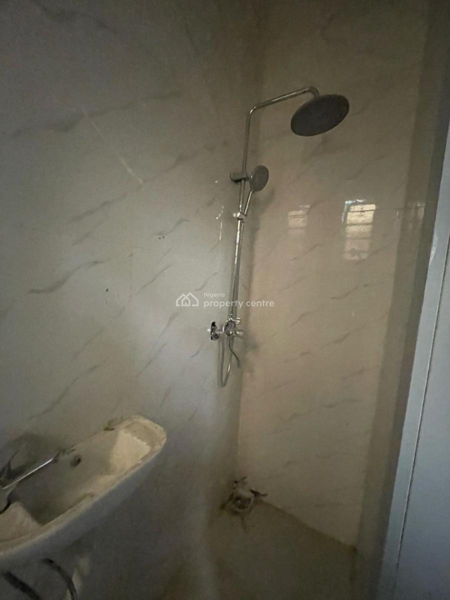 3 Bedroom Semi-detached House + 1 Room Bq., Harris Drive, Lekki Phase 2, Lekki, Lagos, Semi-detached Duplex for Rent