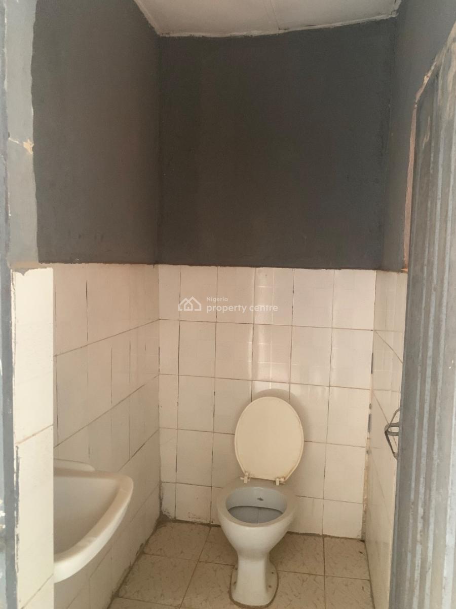 Spacious 1 Bedroom Flat, Berger Quarry By Labamba Hotel, Mpape, Abuja, Mini Flat (room and Parlour) for Rent