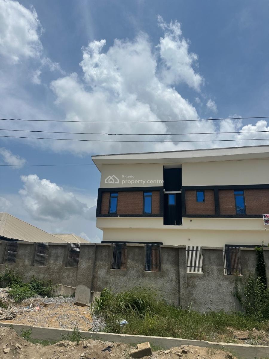 Three Bedroom Flat, Off Ogombo Road, Ajah, Lagos, Flat / Apartment for Rent