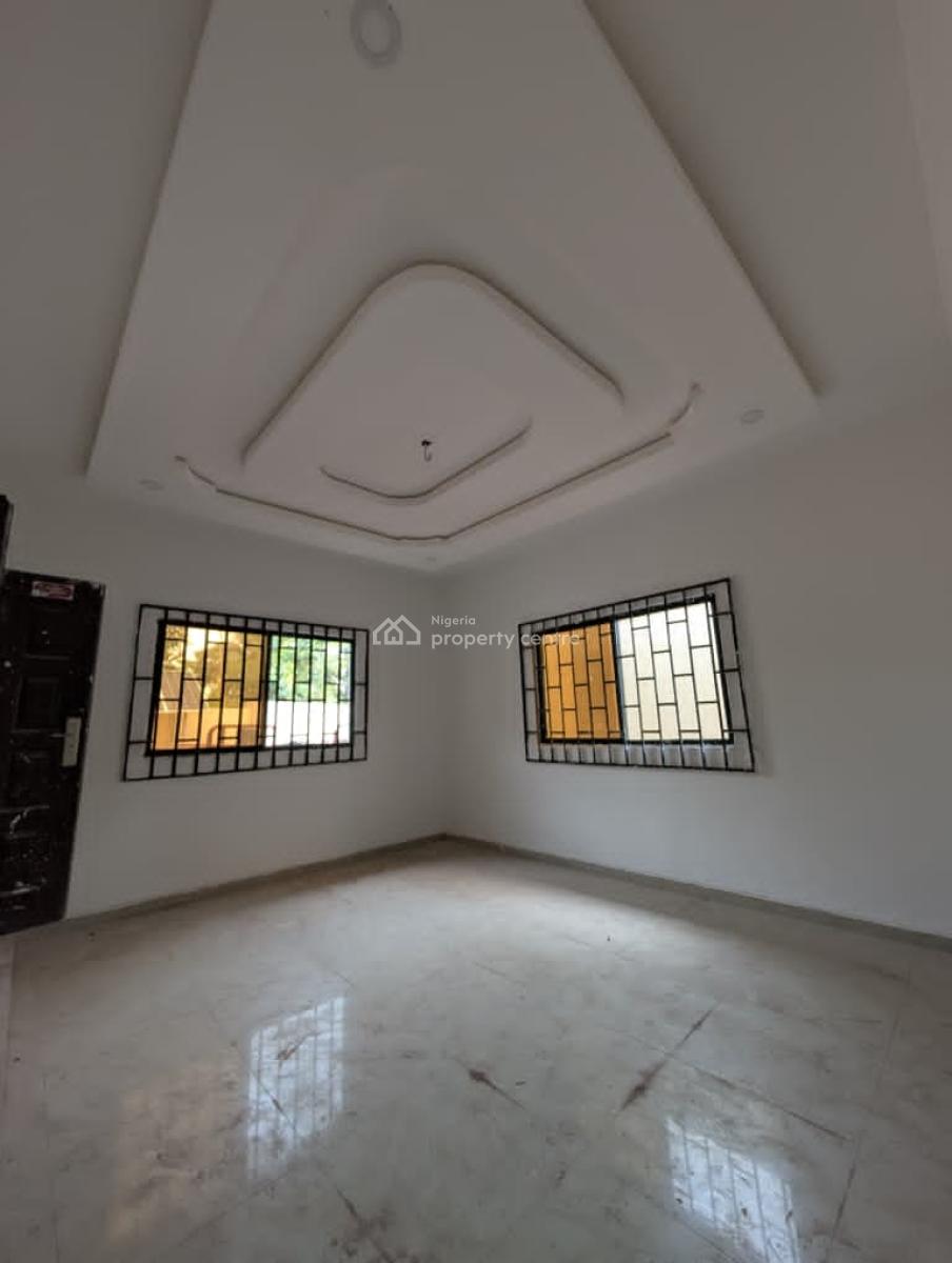 a Three (3) Bedroom Semi Detached Bungalow, Ekpri Nsukara, Uyo, Akwa Ibom, Semi-detached Bungalow for Rent