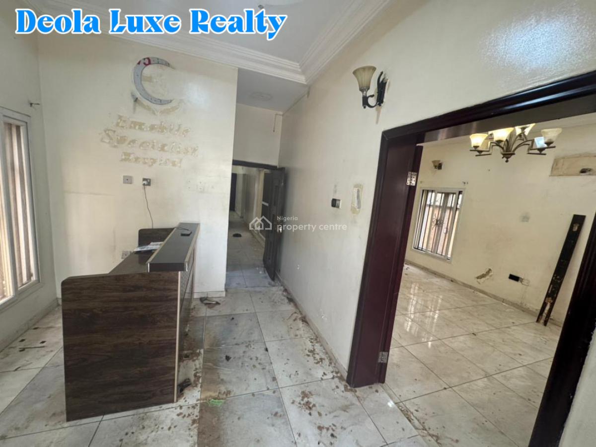 a Very Spacious 5 Bedrooms Fully Detached House with 2 Rooms Bq, Lekki Phase 1, Lekki, Lagos, Detached Duplex for Rent