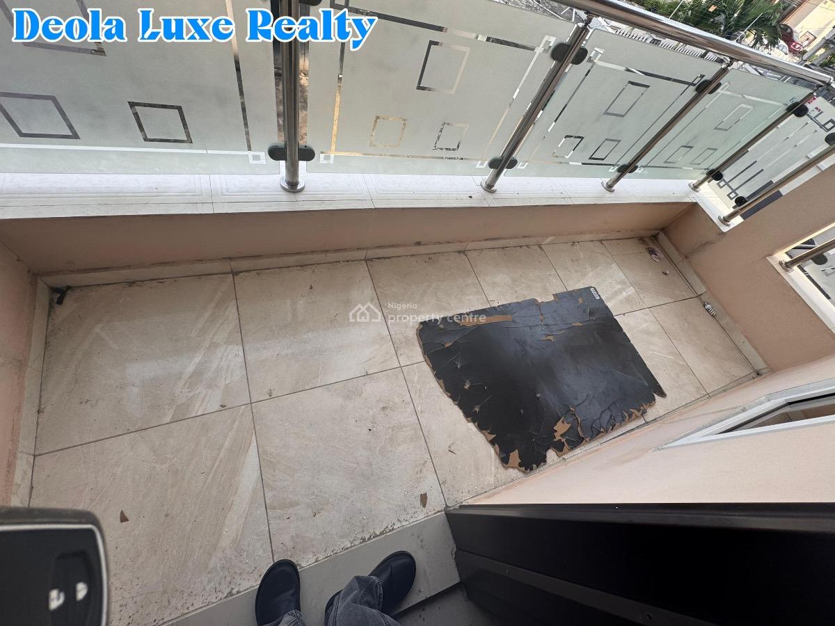 a Very Spacious 5 Bedrooms Fully Detached House with 2 Rooms Bq, Lekki Phase 1, Lekki, Lagos, Detached Duplex for Rent