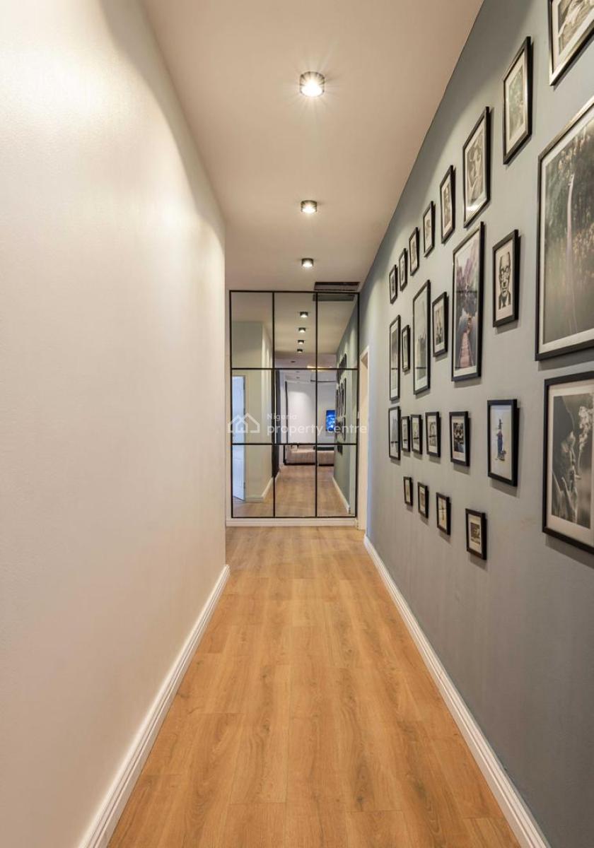 -a Brand New Luxury 3bedroom with Gym, Balconies, Bathrobes, Washing M, Lekki Phase 1, Lekki, Lagos, Flat / Apartment Short Let