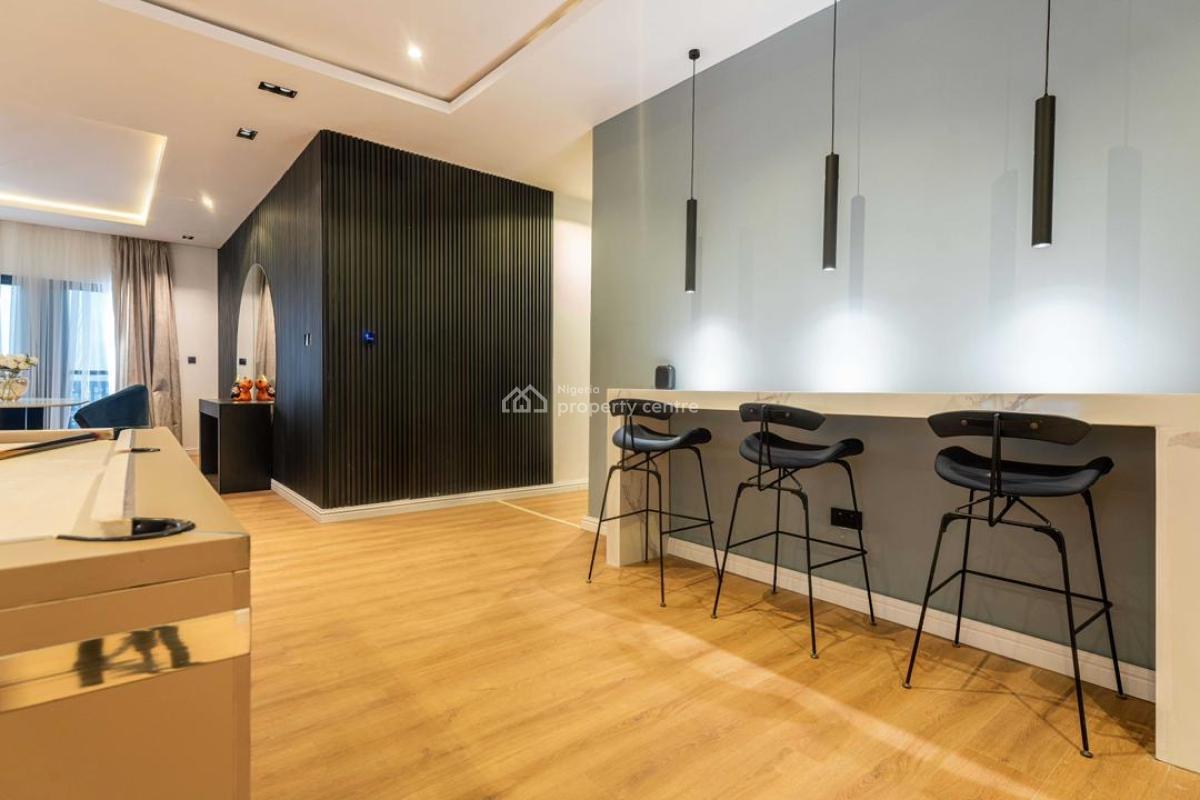 -a Brand New Luxury 3bedroom with Gym, Balconies, Bathrobes, Washing M, Lekki Phase 1, Lekki, Lagos, Flat / Apartment Short Let