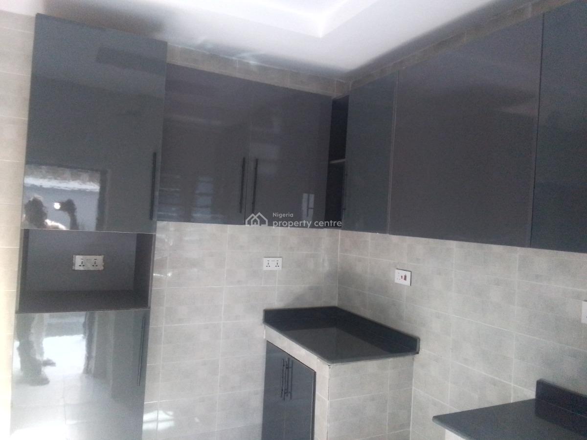 Newly Buildt Spacious Luxury 2 Bedroom Flat with Excellent Features, Agunbiade Junction, Ogombo, Ajah, Lagos, Flat / Apartment for Rent
