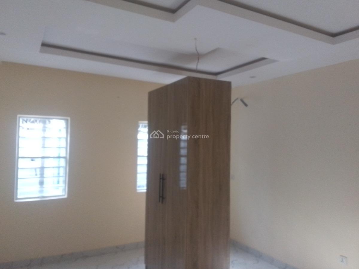 Newly Buildt Spacious Luxury 2 Bedroom Flat with Excellent Features, Agunbiade Junction, Ogombo, Ajah, Lagos, Flat / Apartment for Rent