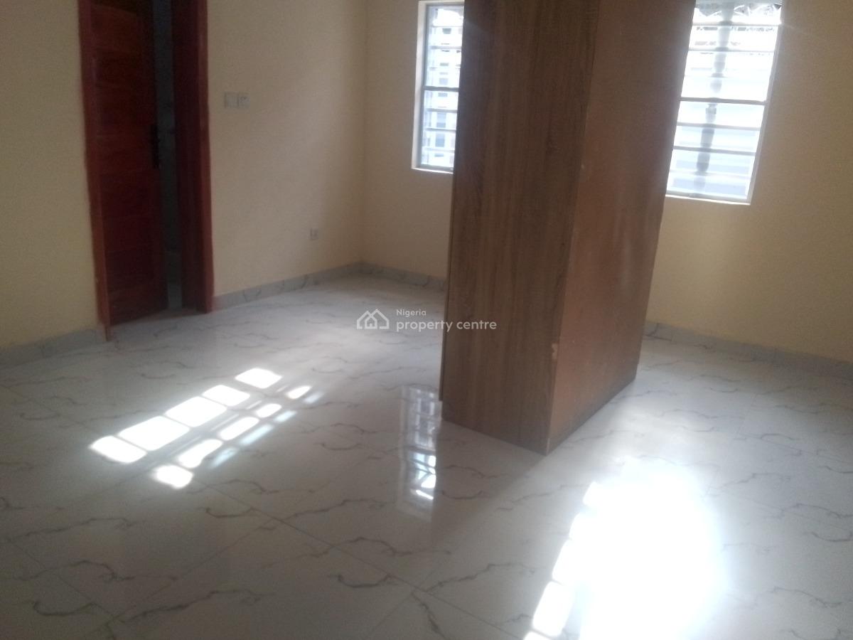 Newly Buildt Spacious Luxury 2 Bedroom Flat with Excellent Features, Agunbiade Junction, Ogombo, Ajah, Lagos, Flat / Apartment for Rent