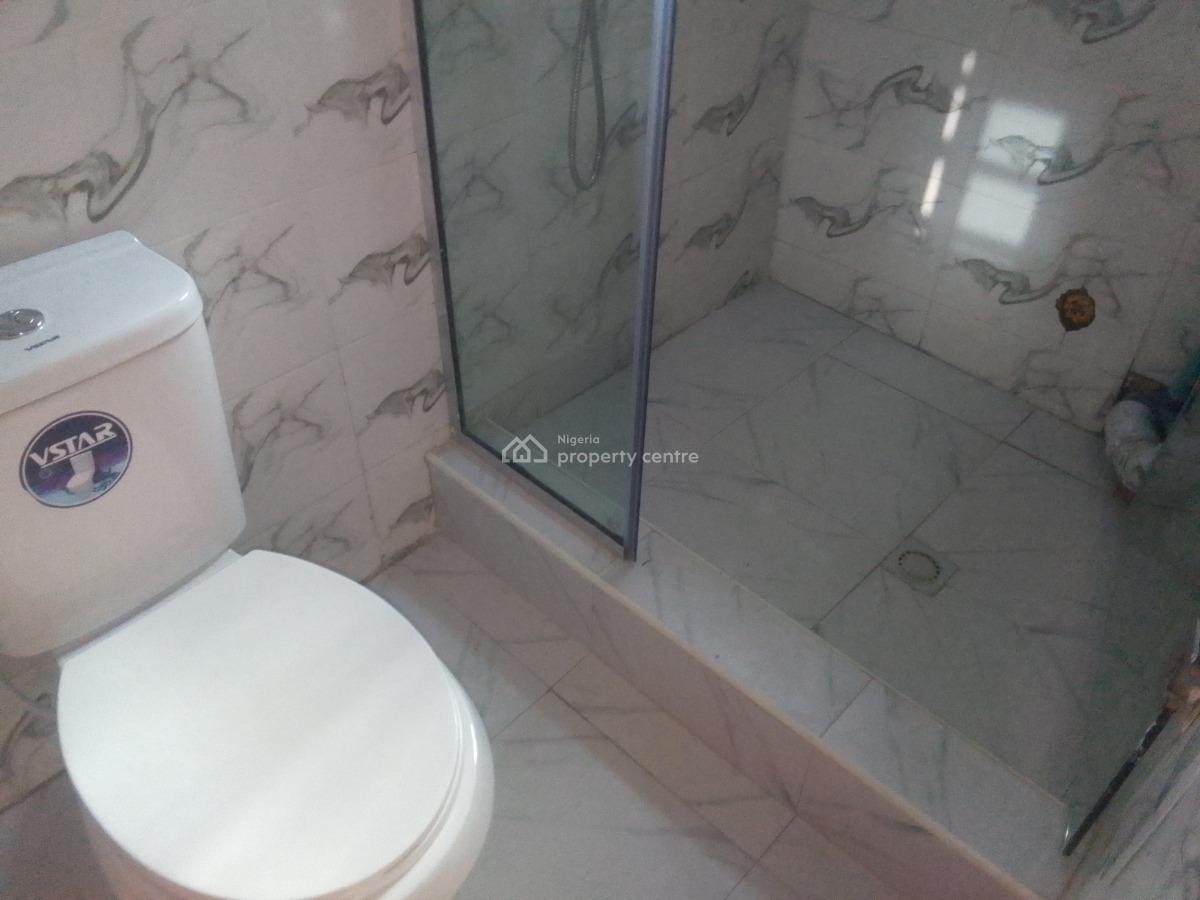 Newly Buildt Spacious Luxury 2 Bedroom Flat with Excellent Features, Agunbiade Junction, Ogombo, Ajah, Lagos, Flat / Apartment for Rent