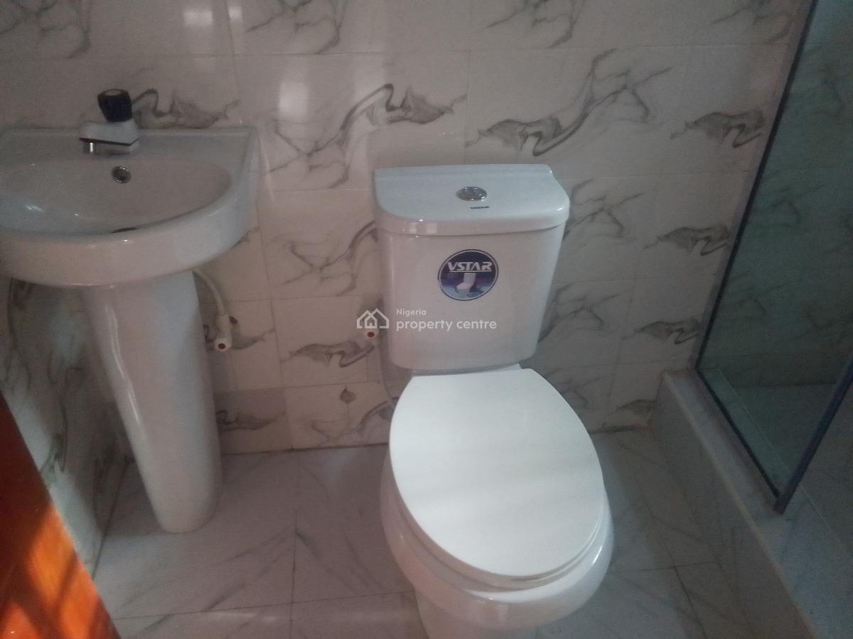Newly Buildt Spacious Luxury 2 Bedroom Flat with Excellent Features, Agunbiade Junction, Ogombo, Ajah, Lagos, Flat / Apartment for Rent