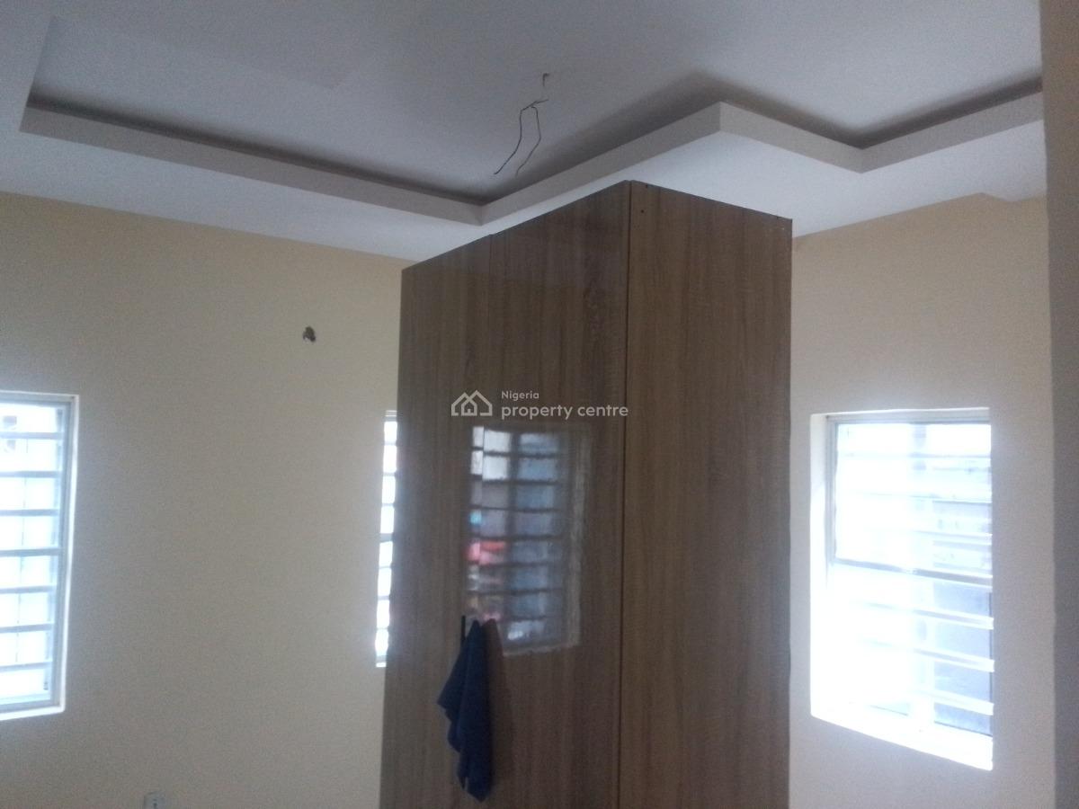 Newly Buildt Spacious Luxury 2 Bedroom Flat with Excellent Features, Agunbiade Junction, Ogombo, Ajah, Lagos, Flat / Apartment for Rent