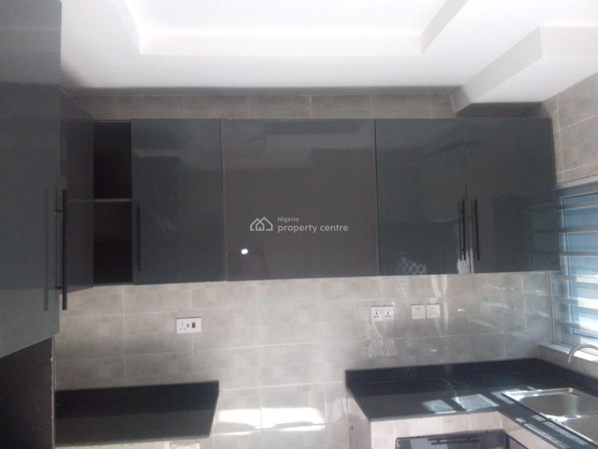 Newly Buildt Spacious Luxury 2 Bedroom Flat with Excellent Features, Agunbiade Junction, Ogombo, Ajah, Lagos, Flat / Apartment for Rent