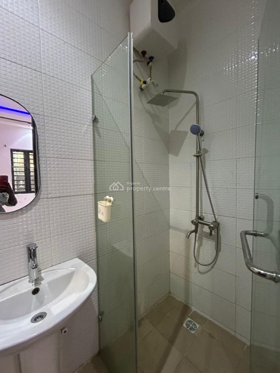 3 Bedroom Apartment, Ologolo, Lekki, Lagos, Flat / Apartment for Rent
