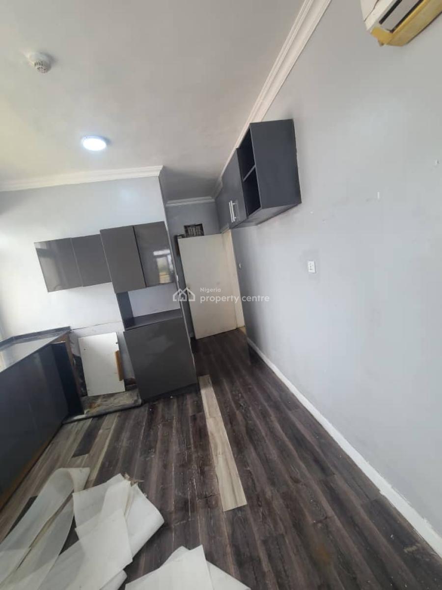 Luxury 3 Bedroom Apartment with Excellent Facility, Lekki Phase 1, Lekki, Lagos, Flat / Apartment for Rent