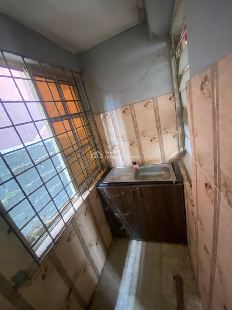 Miniflat Fenced and Gated, Off Doyin Omololu, Alapere, Ketu, Lagos, Flat / Apartment for Rent