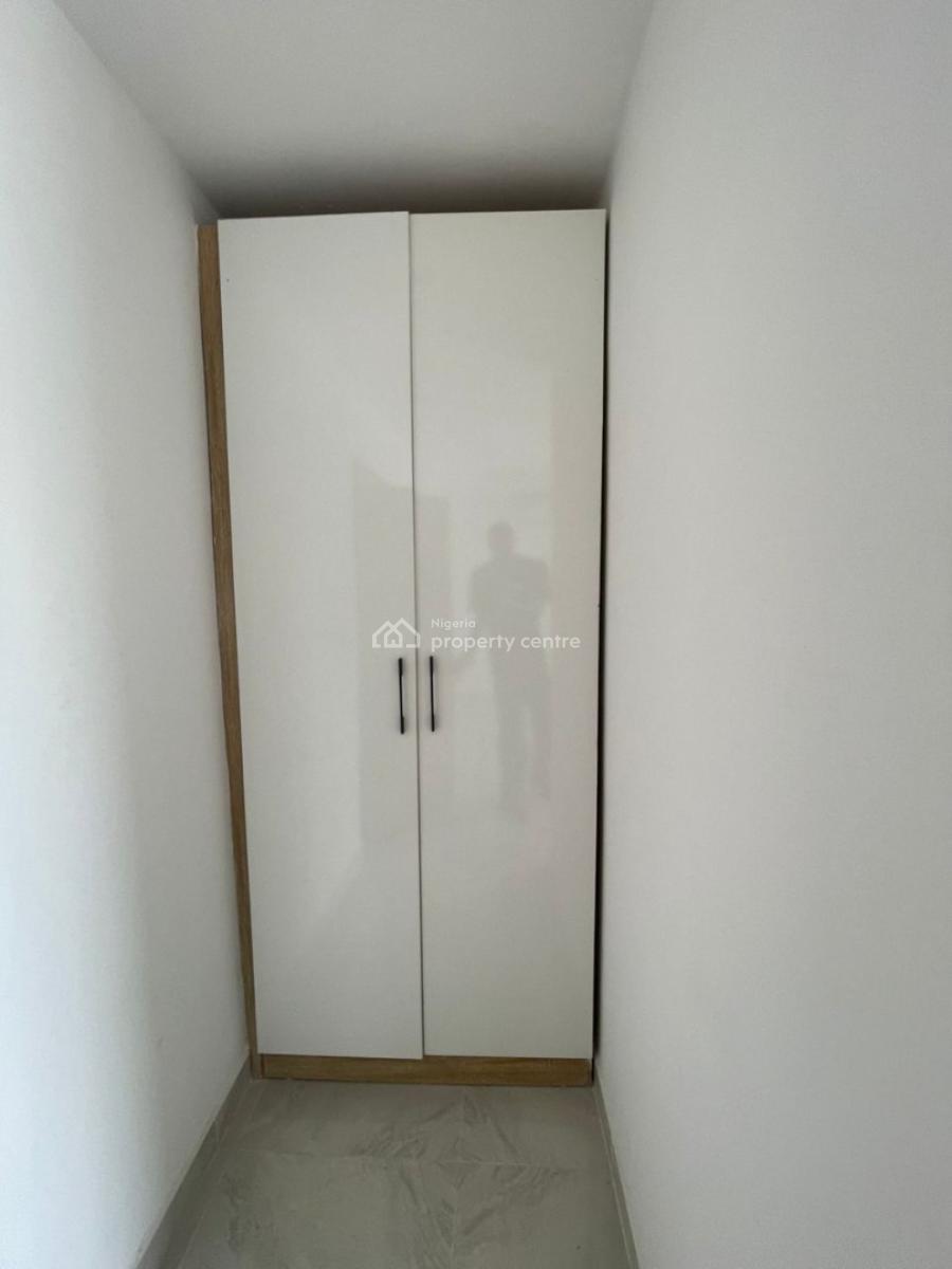 24/7 Power Supply 2 Bedroom En-suite Terraced Duplex with an Open Fitt, Lekki Phase 1, Lekki, Lagos, Terraced Duplex for Rent