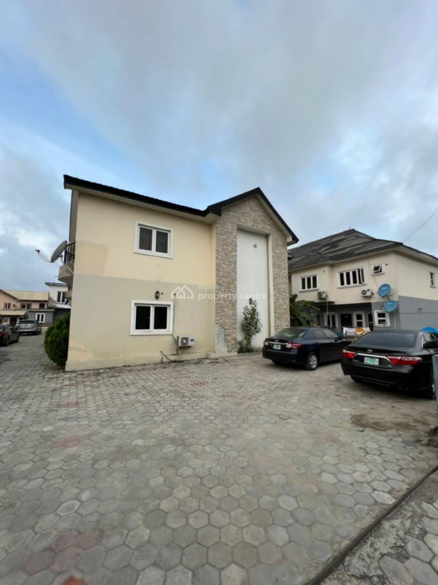 Neatly Used 4 Bedroom Duplex, Ocean Bay Estate Orchid Road, Lekki Phase 2, Lekki, Lagos, Terraced Duplex for Rent