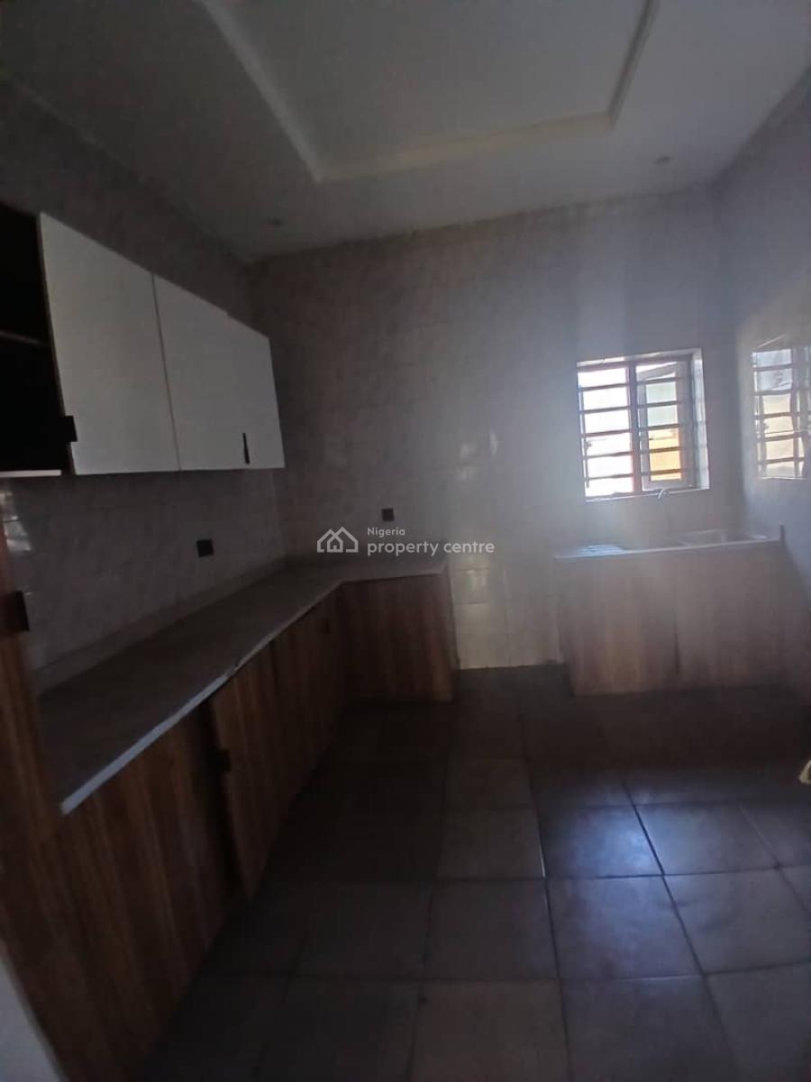 Sharp and Spacious 2 Bedroom Apartment, in a Secured Estate in Sangotedo Ajah, Sangotedo, Ajah, Lagos, Flat / Apartment for Rent