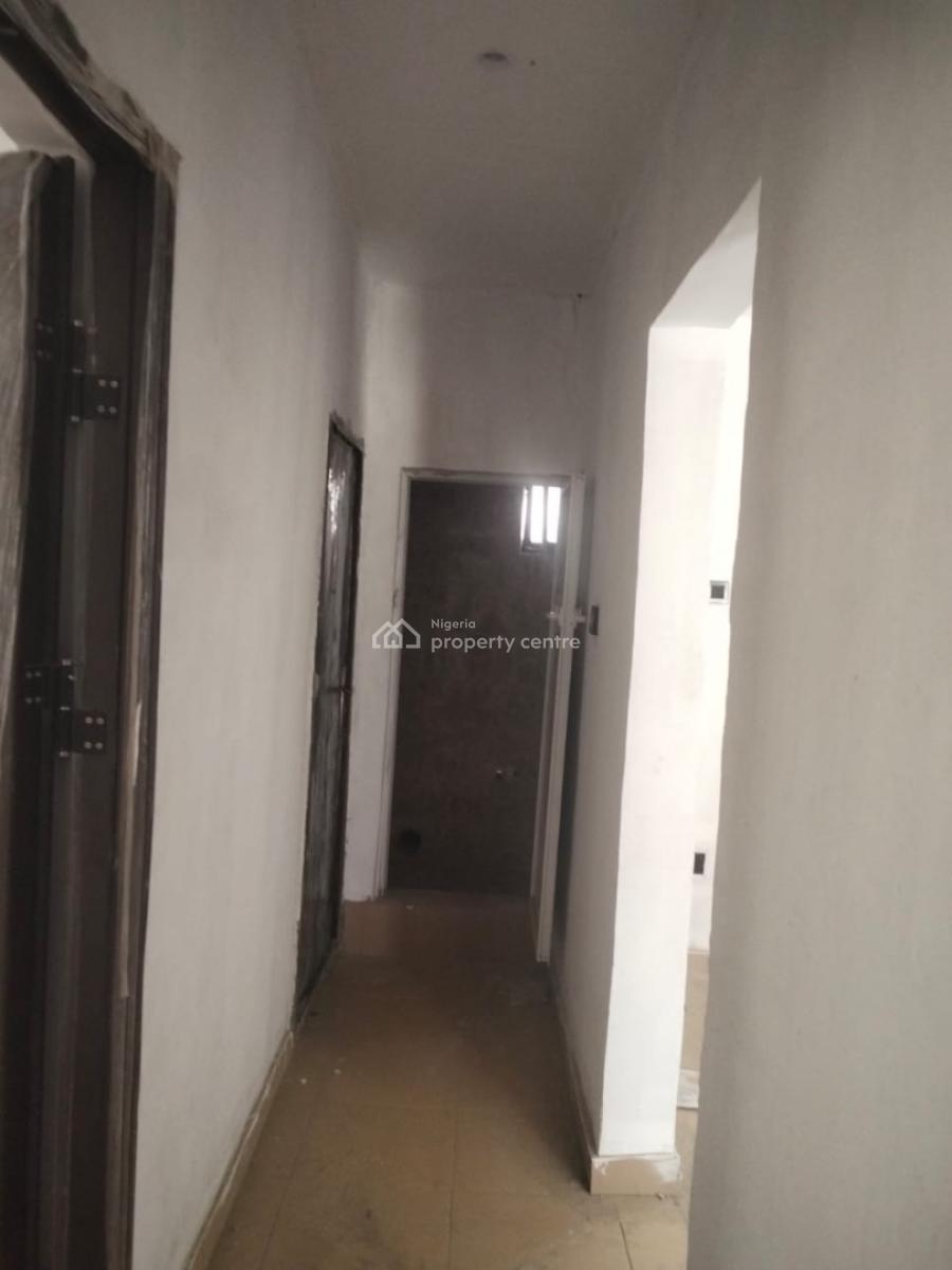 3 Units of 3 Bedrooms Apartments, Mende, Maryland, Lagos, Flat / Apartment for Rent