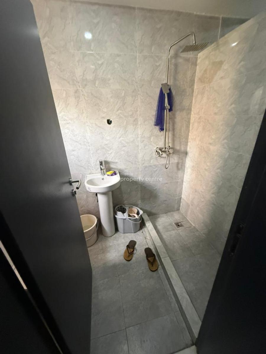 2 Bedroom Apartment, Inside a Secured Estate, Life Camp, Abuja, Flat / Apartment for Sale