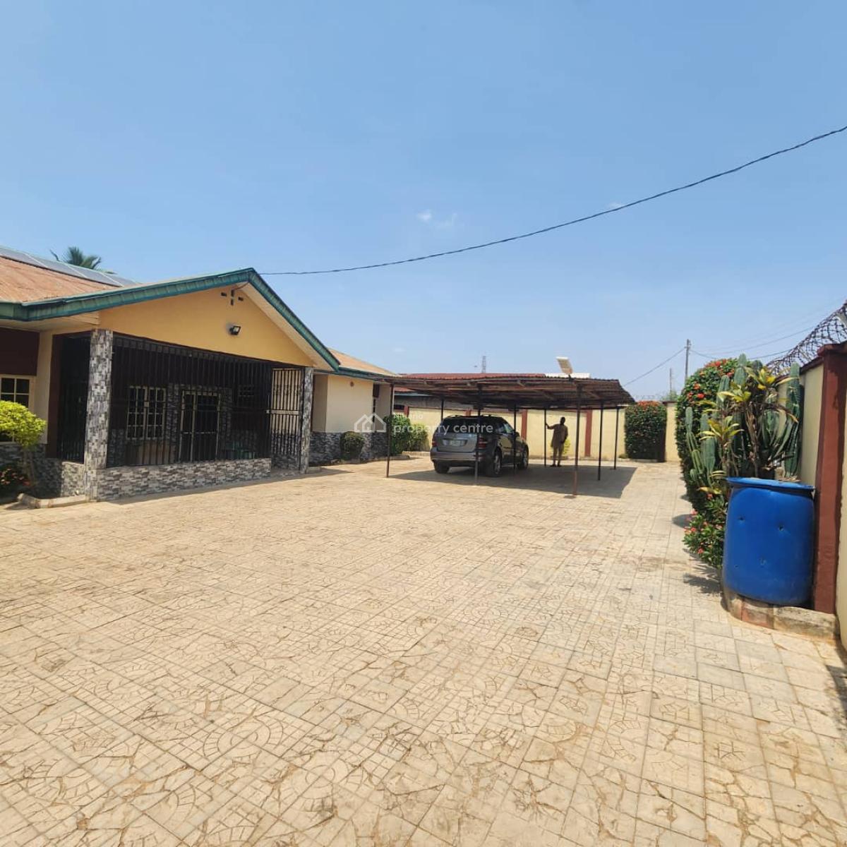 3 Bedroom Bungalow, Opposite Kuola Police Station, Off Akala Express Road., Ibadan, Oyo, Detached Bungalow for Sale