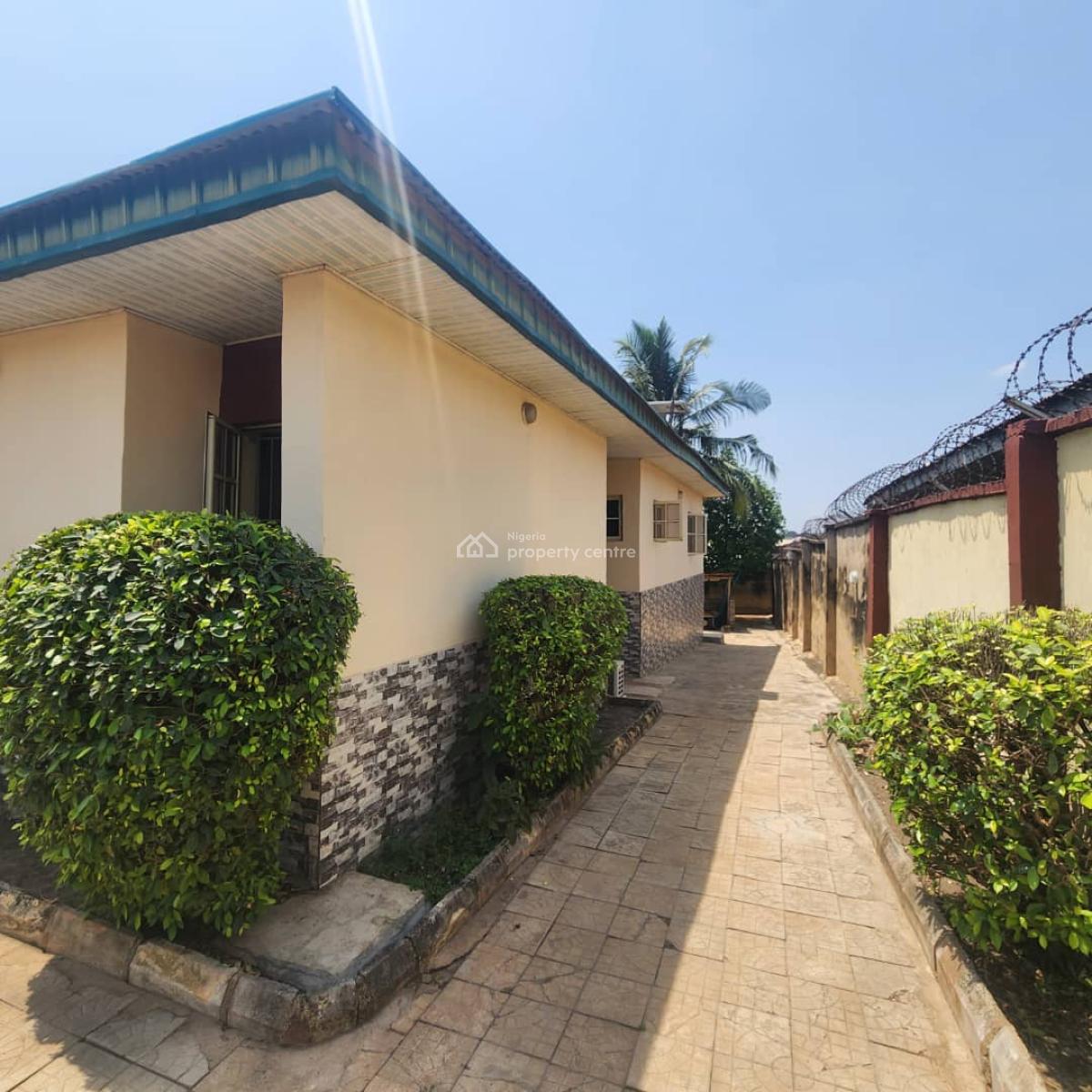3 Bedroom Bungalow, Opposite Kuola Police Station, Off Akala Express Road., Ibadan, Oyo, Detached Bungalow for Sale