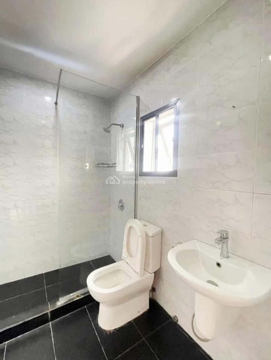 Spacious 2-bedroom Maisonette, Lekki Phase 1, Lekki, Lagos, Terraced Duplex for Rent