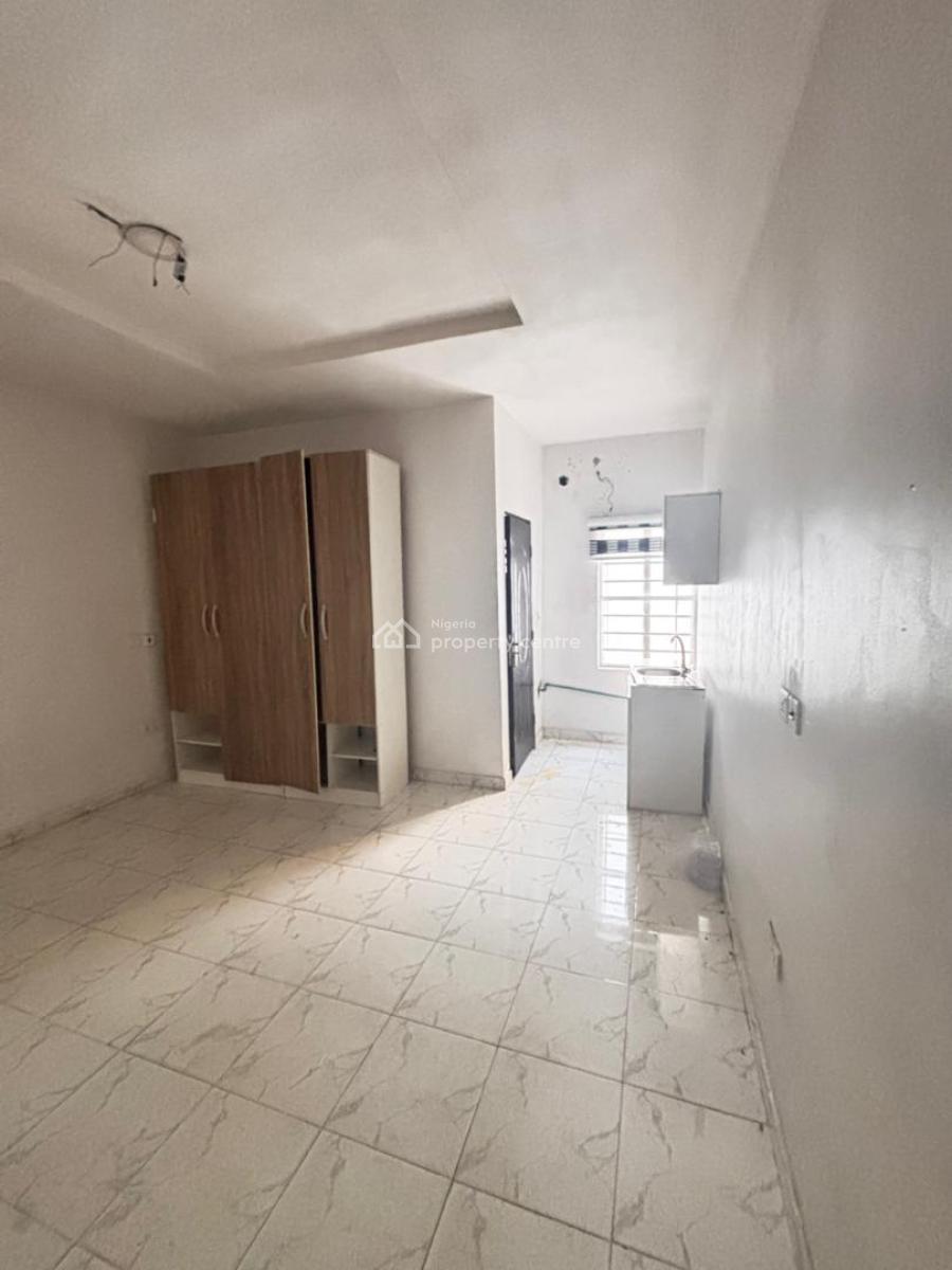 a Room Self-contained Apartment Upstairs, Ikota Gra Estate, Ikota, Lekki, Lagos, Self Contain (single Rooms) for Rent