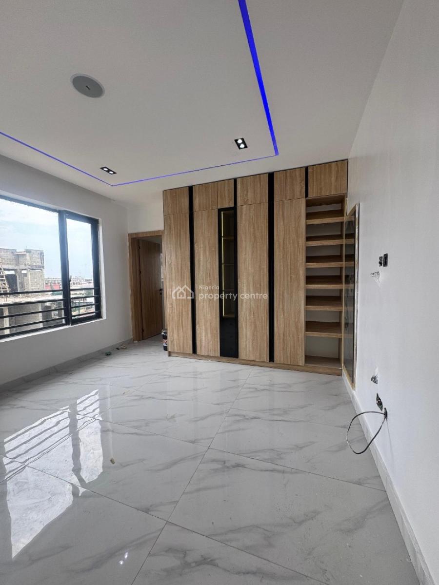 Luxury 2 Bedroom Apartment with Bq, Lekki Phase 1, Lekki, Lagos, Flat / Apartment for Sale